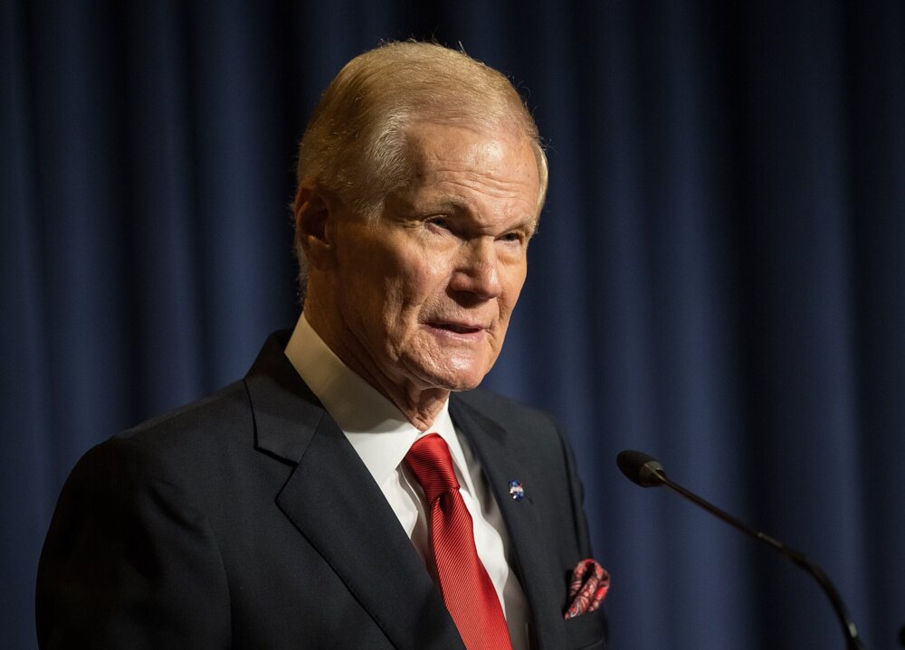 Bill Nelson presents the NASA report